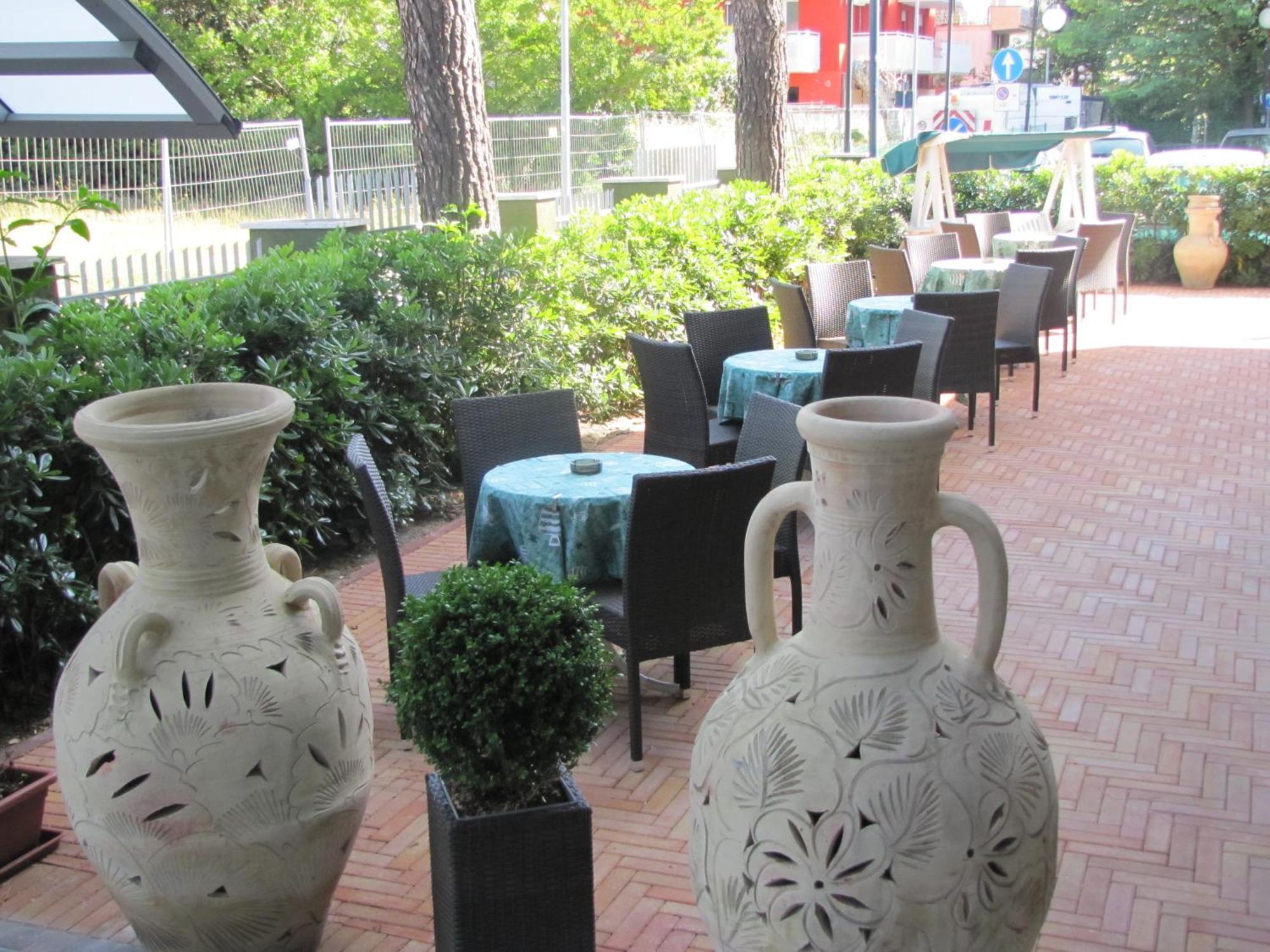 ריצ'יונה Hotel Etna - Nuova Gestione Romagnola All-Inclusive Spiaggia Parcheggio מראה חיצוני תמונה