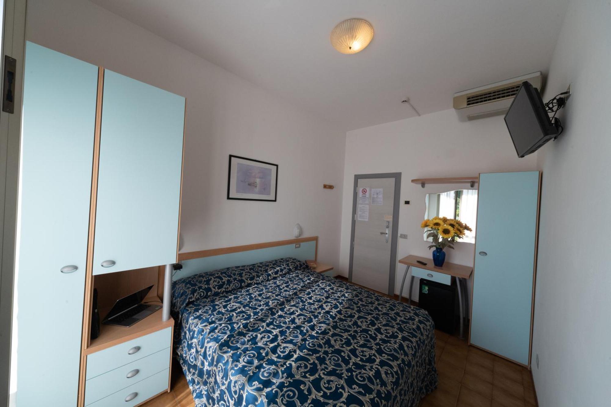ריצ'יונה Hotel Etna - Nuova Gestione Romagnola All-Inclusive Spiaggia Parcheggio מראה חיצוני תמונה