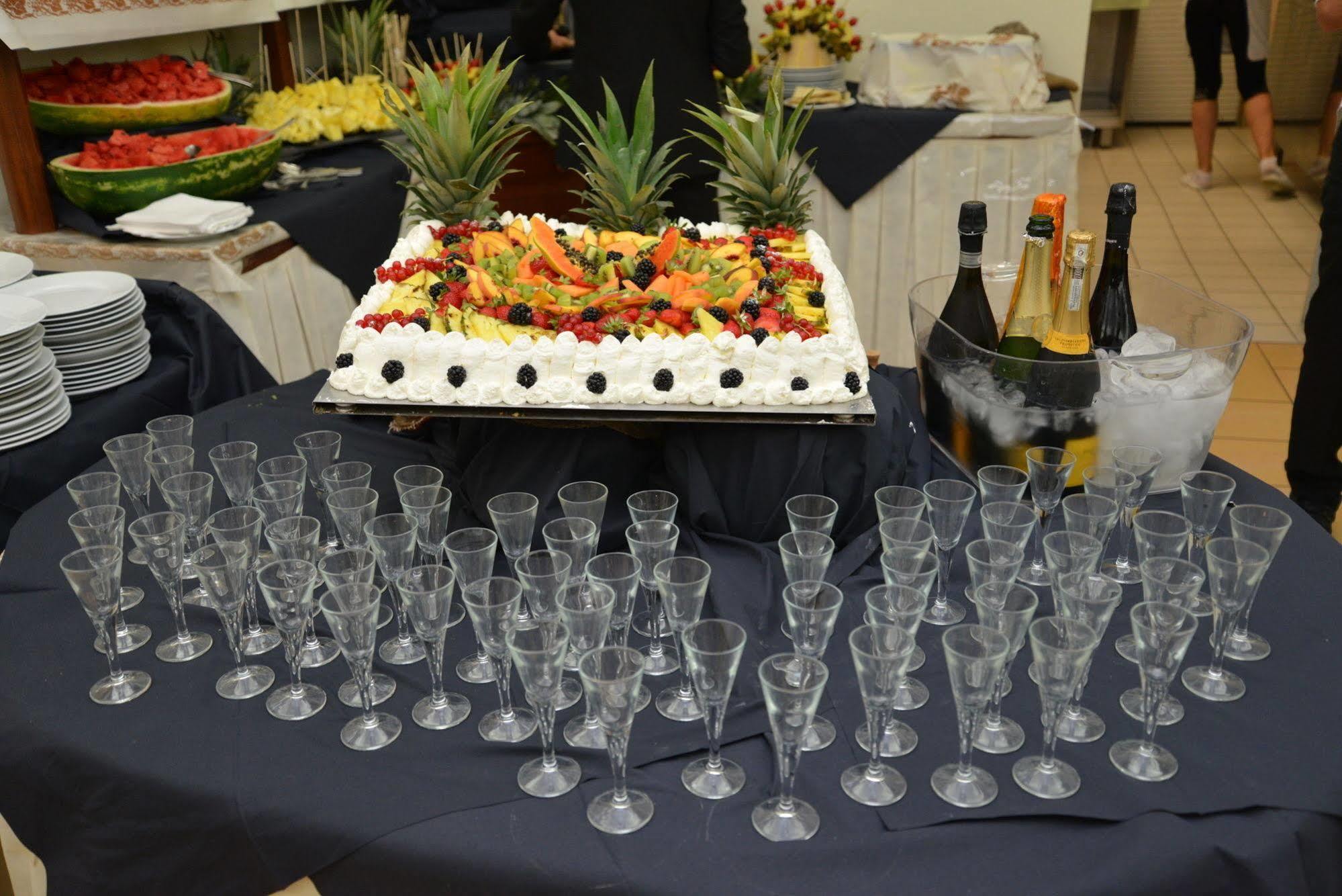 ריצ'יונה Hotel Etna - Nuova Gestione Romagnola All-Inclusive Spiaggia Parcheggio מראה חיצוני תמונה